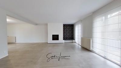 Maison - 210 m² - 7 pièces