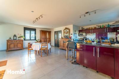 Maison - 180 m² - 6 pièces