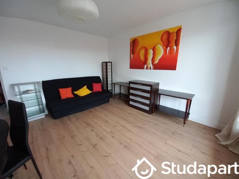 Chambre - 12 m² - 1 pièce