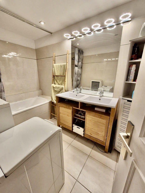 Appartement - 78 m² - 3 pièces