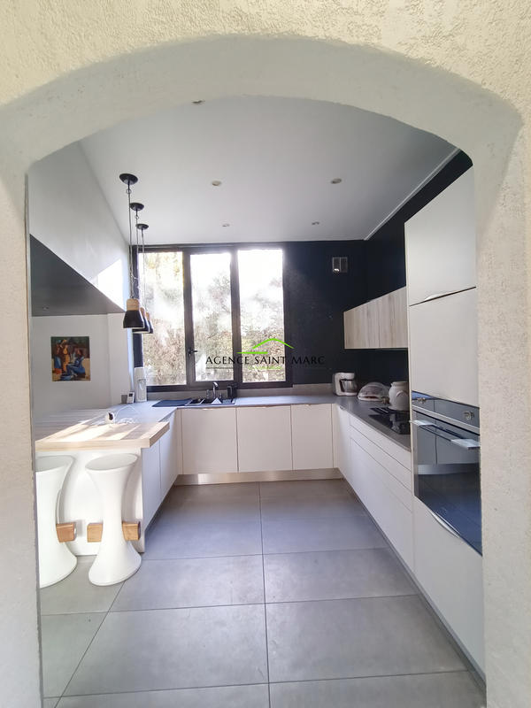 Maison - 115 m² - 5 pièces