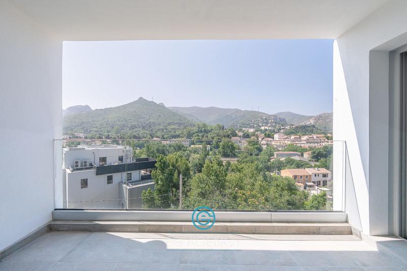 Maison - 115 m² - 4 pièces