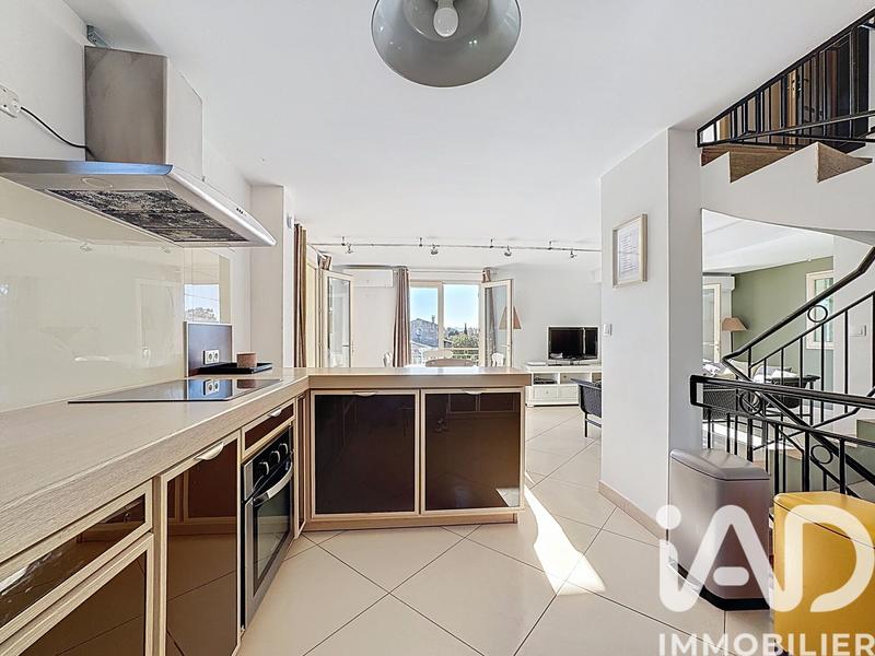 Maison - 105 m² - 5 pièces