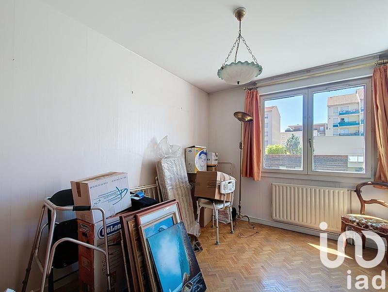 Appartement - 80 m² - 4 pièces