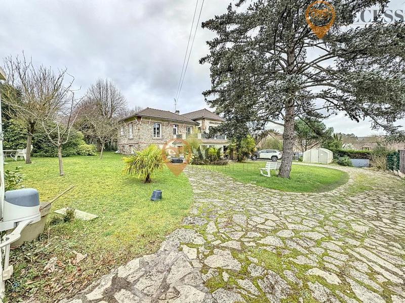 Propriété - 124 m² - 5 pièces