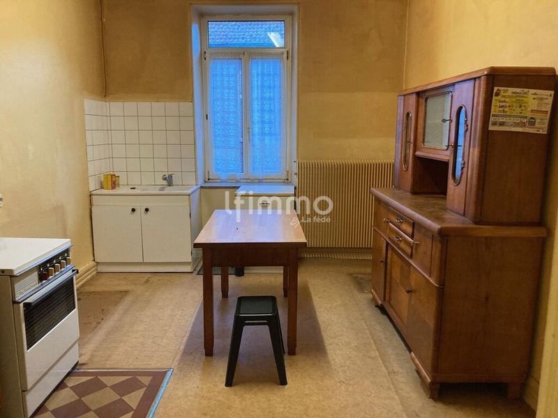 Maison - 288 m² - 9 pièces