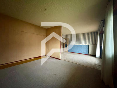 Appartement - 99 m² - 5 pièces