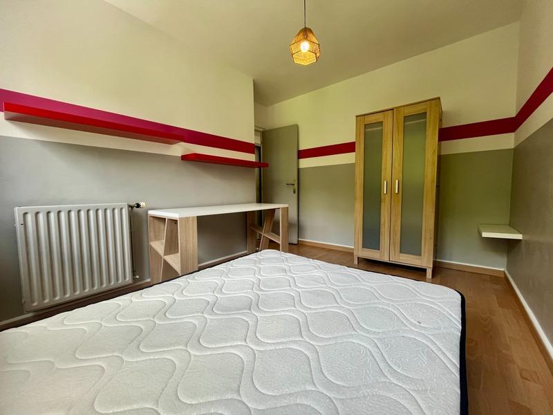 Appartement - 77 m² - 4 pièces