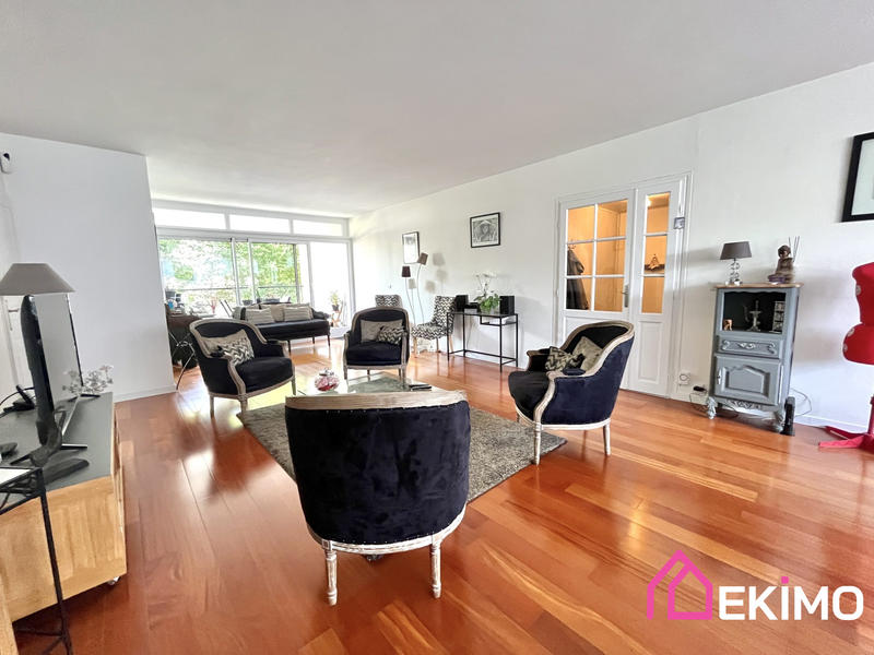 Appartement - 98 m² - 4 pièces