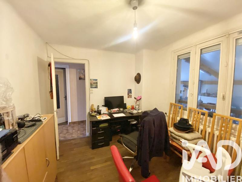 Maison - 104 m² - 6 pièces