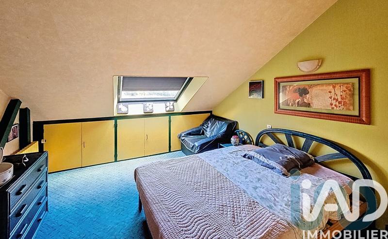 Maison - 200 m² - 9 pièces