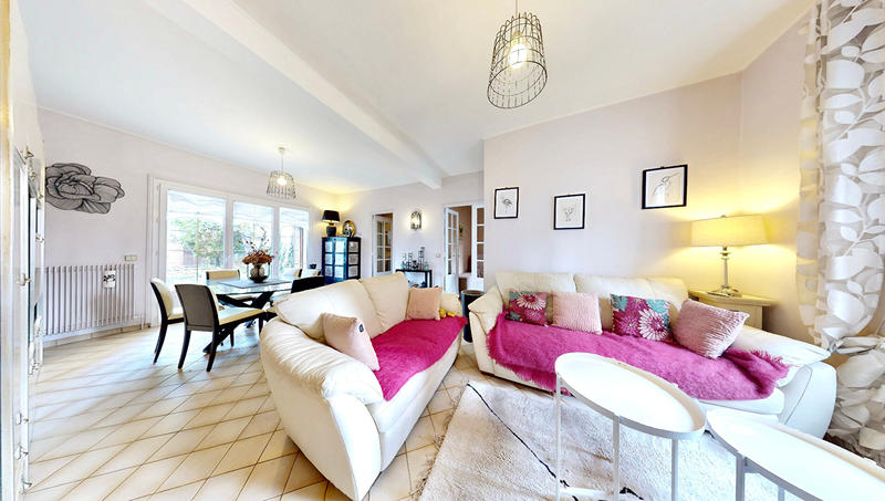 Maison - 193 m² - 7 pièces