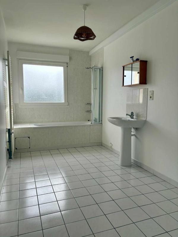 Appartement - 120 m² - 4 pièces