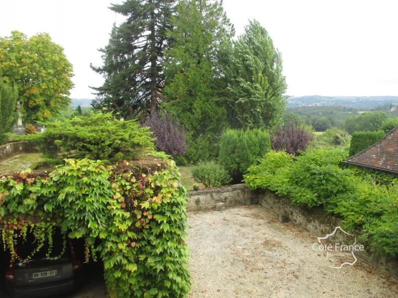 Maison de maîtres - 310 m² - 11 pièces