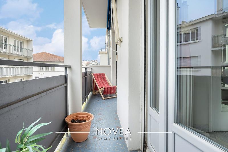 Appartement - 100 m² - 4 pièces