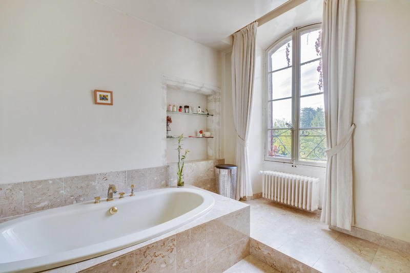 Appartement - 183 m² - 5 pièces