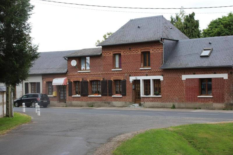 Maison - 270 m² - 10 pièces