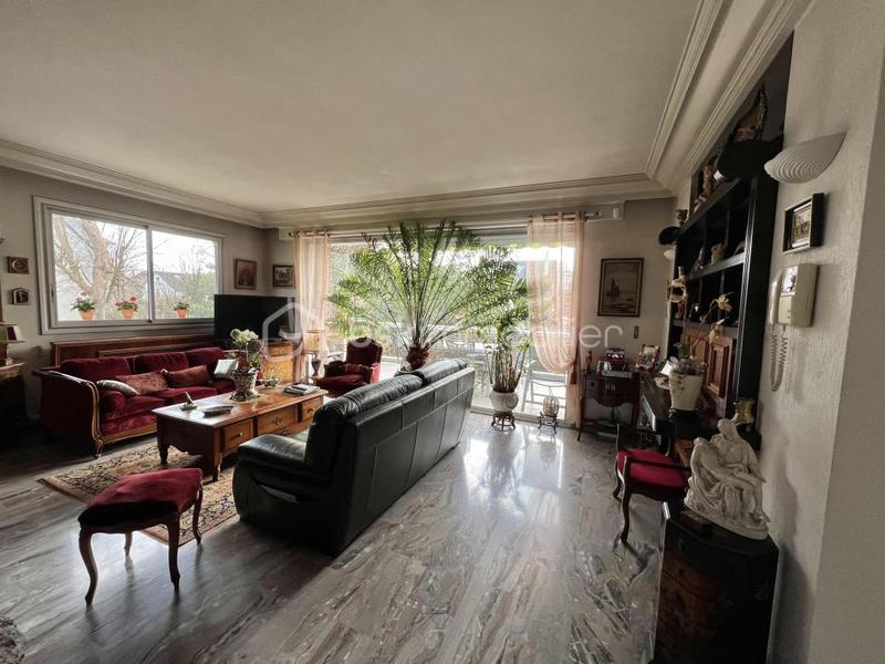 Maison d'architecte - 212 m² - 7 pièces