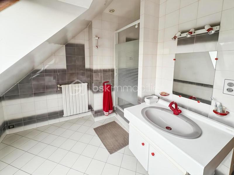 Maison en pierre - 180 m² - 7 pièces