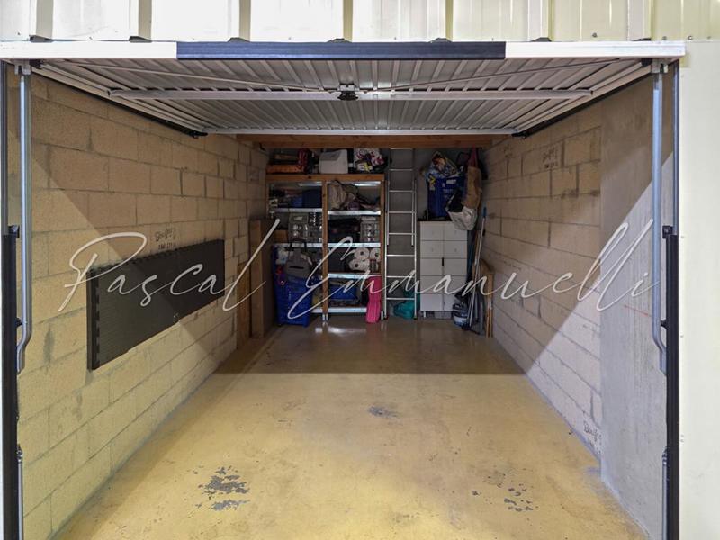 Appartement - 92 m² - 5 pièces