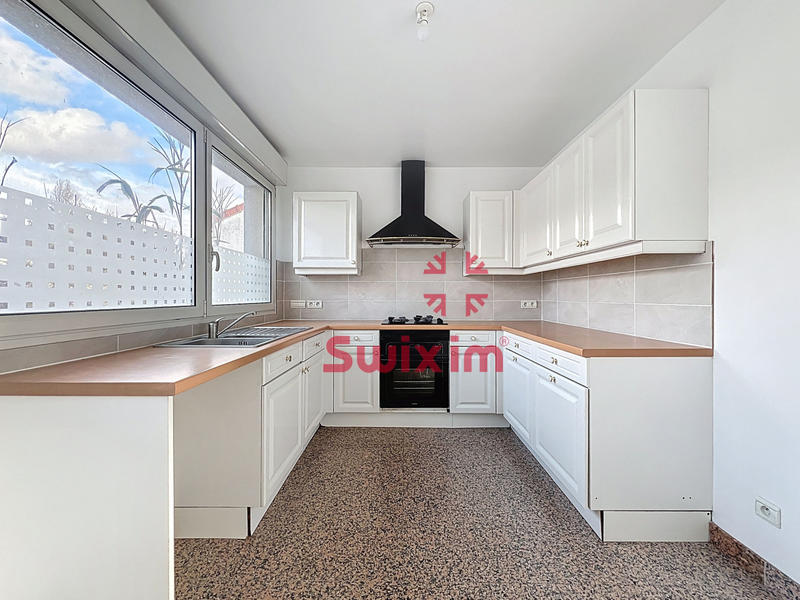 Maison - 102 m² - 4 pièces