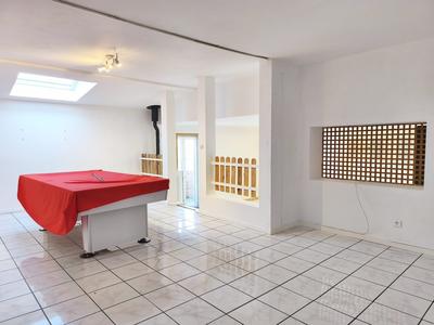 Appartement - 100 m² - 4 pièces