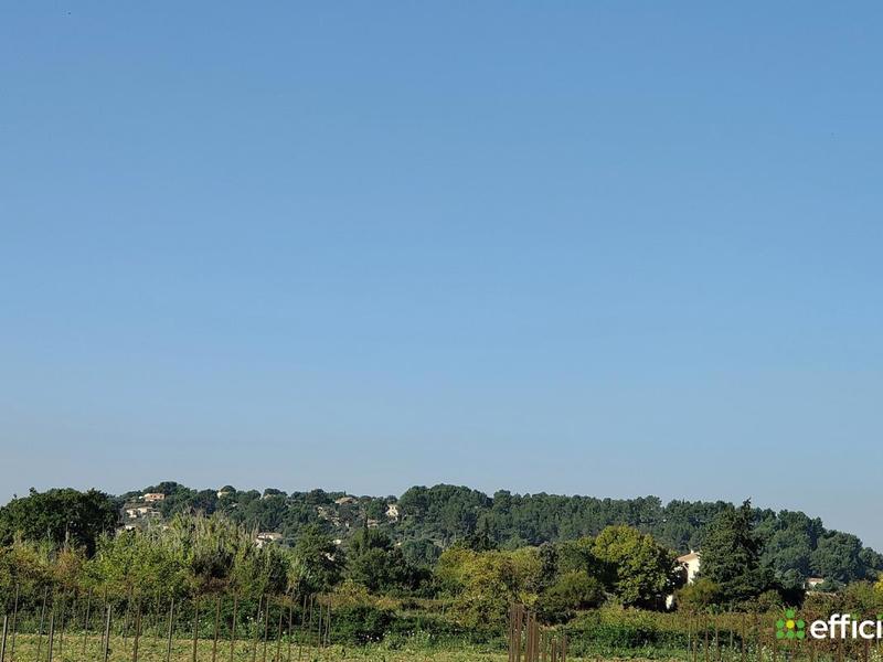 Maison - 240 m² - 5 pièces