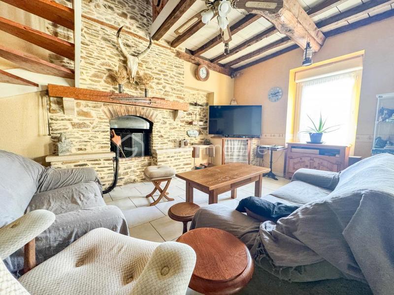 Longère - 214 m² - 6 pièces