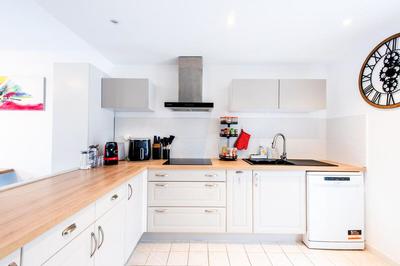 Villa - 90 m² - 5 pièces