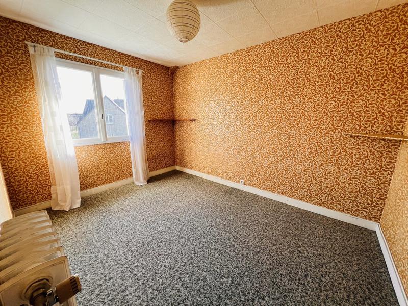 Maison - 101 m² - 7 pièces