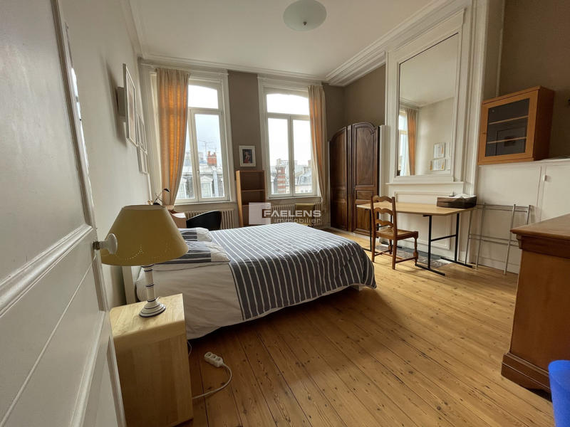 Maison - 289 m² - 7 pièces