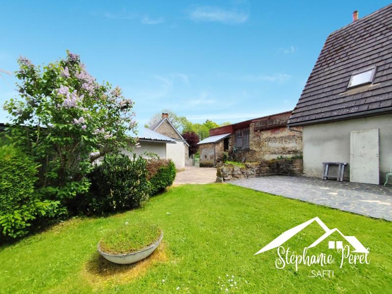 Maison - 200 m² - 8 pièces