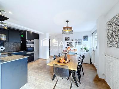 Appartement - 90 m² - 4 pièces