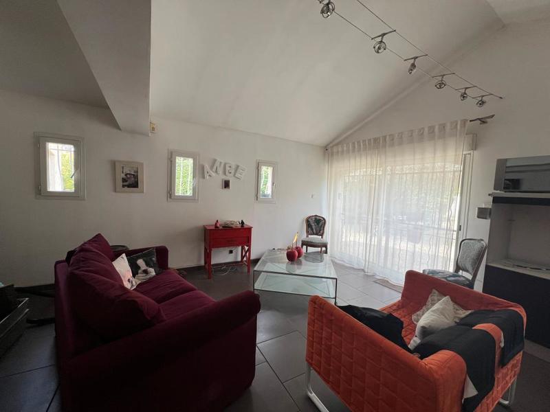 Villa - 214 m² - 7 pièces