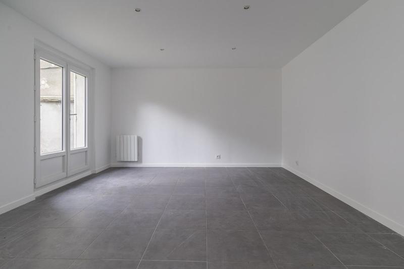 Studio - 25 m² - 1 pièce