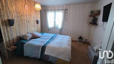 Maison - 250 m² - 7 pièces