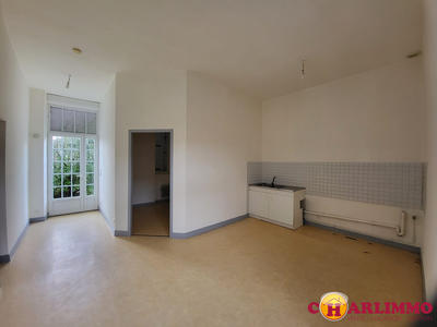 Appartement - 94 m² - 6 pièces