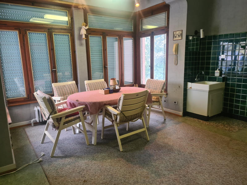 Maison - 187 m² - 8 pièces