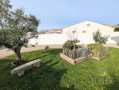 Maison - 121 m² - 6 pièces