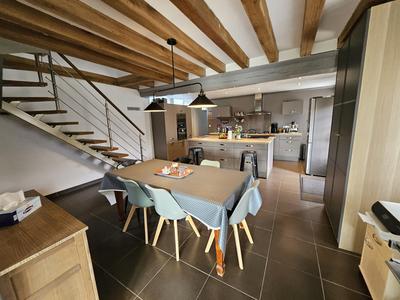 Maison - 143 m² - 9 pièces