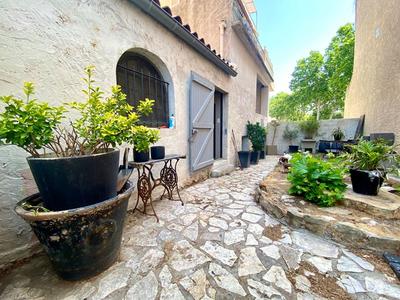 Loft - 111 m² - 3 pièces