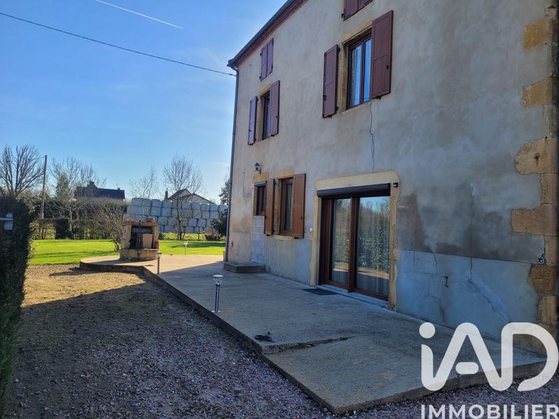 Maison - 216 m² - 7 pièces