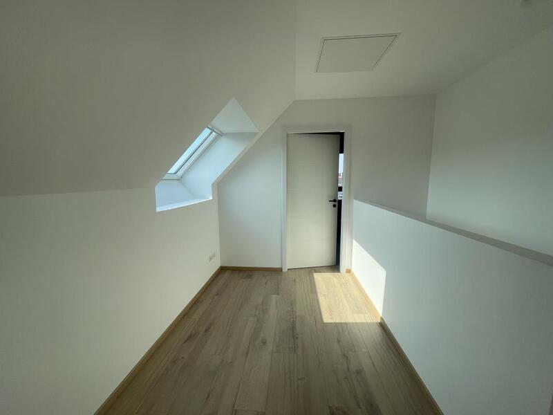 Appartement - 111 m² - 5 pièces