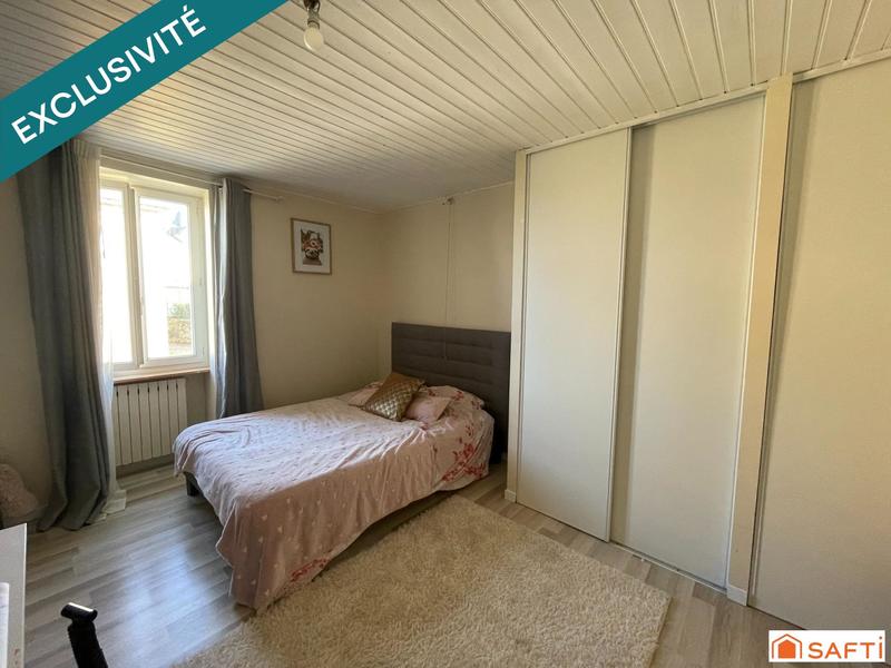 Maison - 235 m² - 8 pièces