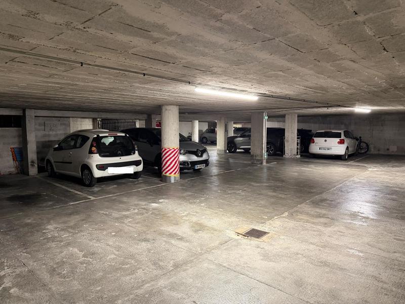 Garage - 12 m²