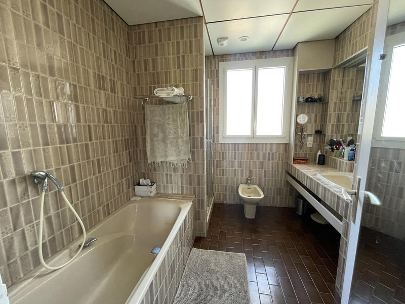 Maison - 183 m² - 7 pièces