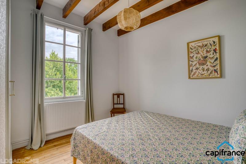 Maison - 190 m² - 9 pièces