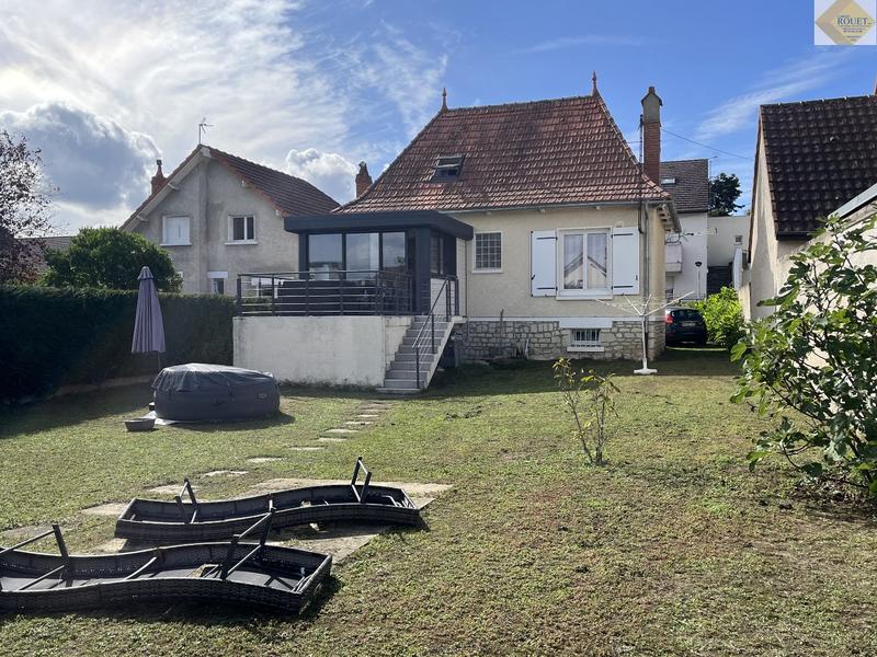 Maison - 112 m² - 6 pièces