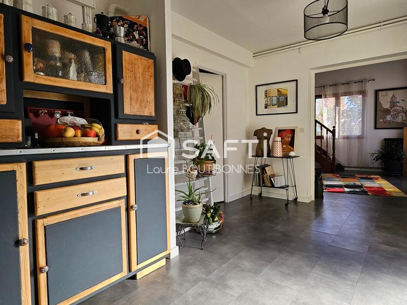 Maison - 263 m² - 7 pièces