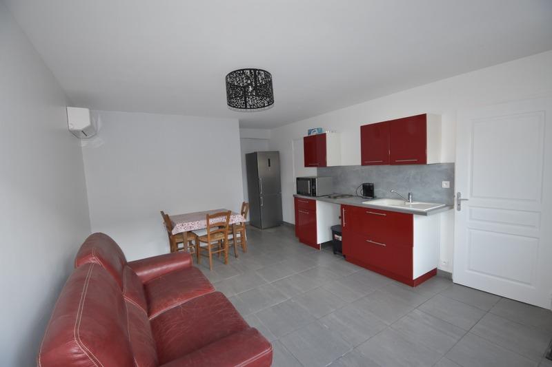 Immeuble - 196 m² - 10 pièces